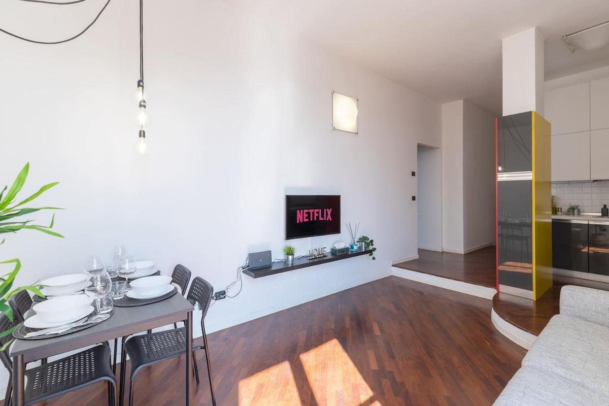 Ale Apartment Castello Imperatore -Parking Disponibile- Прато Екстериор снимка