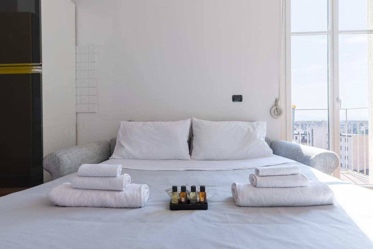 Ale Apartment Castello Imperatore -Parking Disponibile- Прато Екстериор снимка