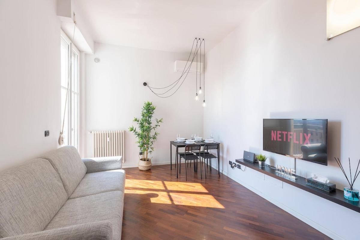 Ale Apartment Castello Imperatore -Parking Disponibile- Прато Екстериор снимка