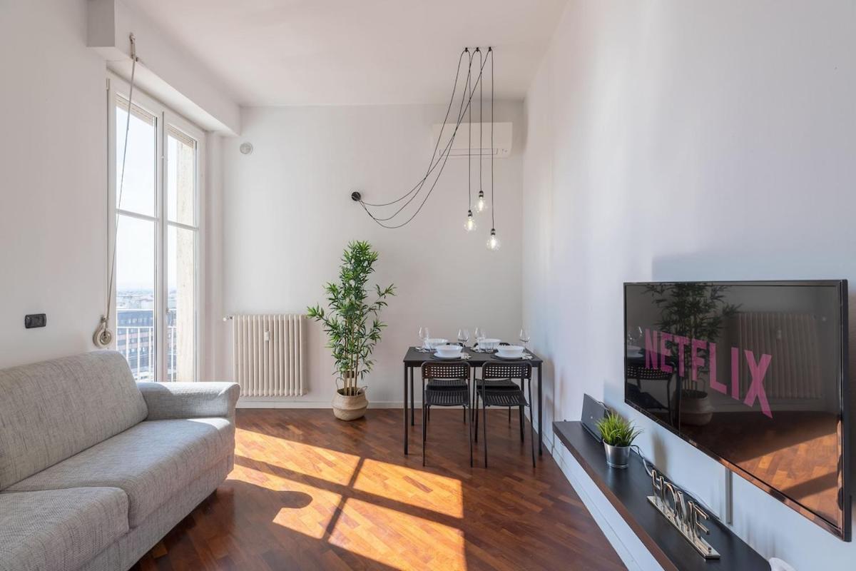 Ale Apartment Castello Imperatore -Parking Disponibile- Прато Екстериор снимка